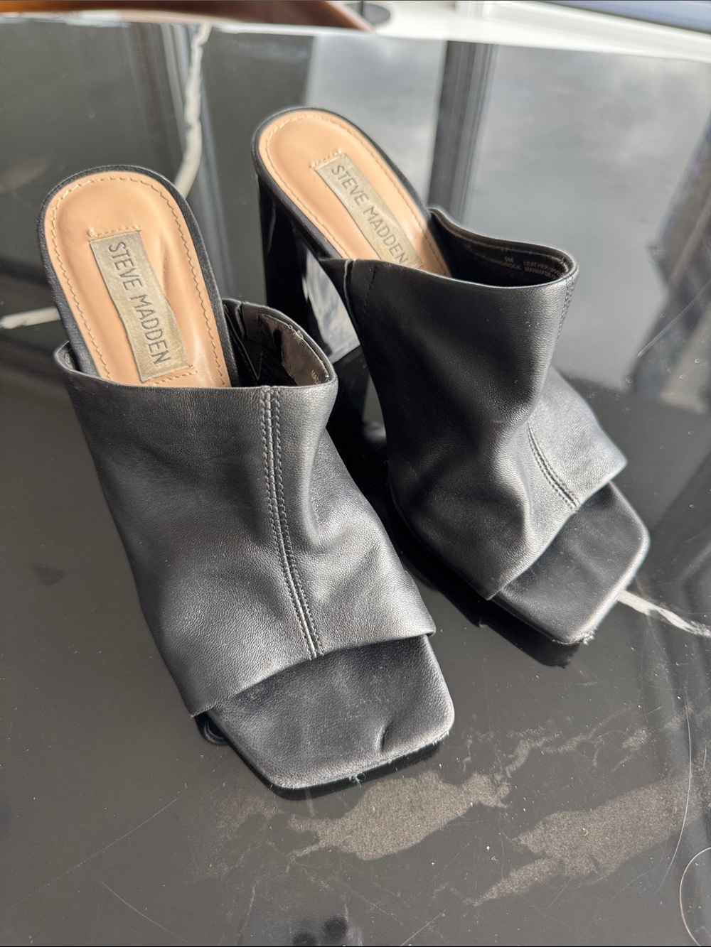 Steve Madden Black Leather Square-Toe Block Heel Mules